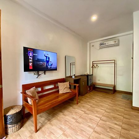 White Bada Guesthouse Сикихор Экстерьер фото