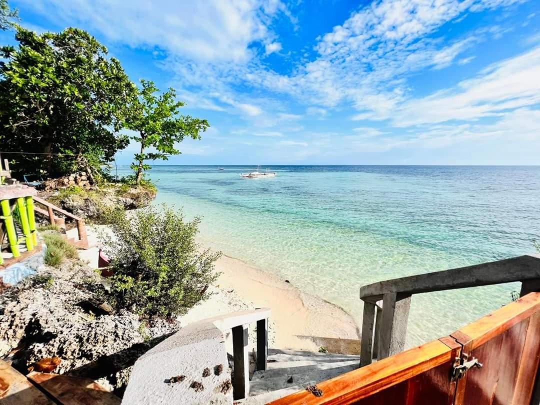 White Bada Guesthouse Сикихор Экстерьер фото