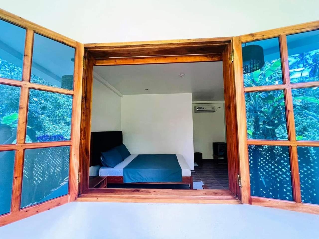 White Bada Guesthouse Сикихор Номер фото