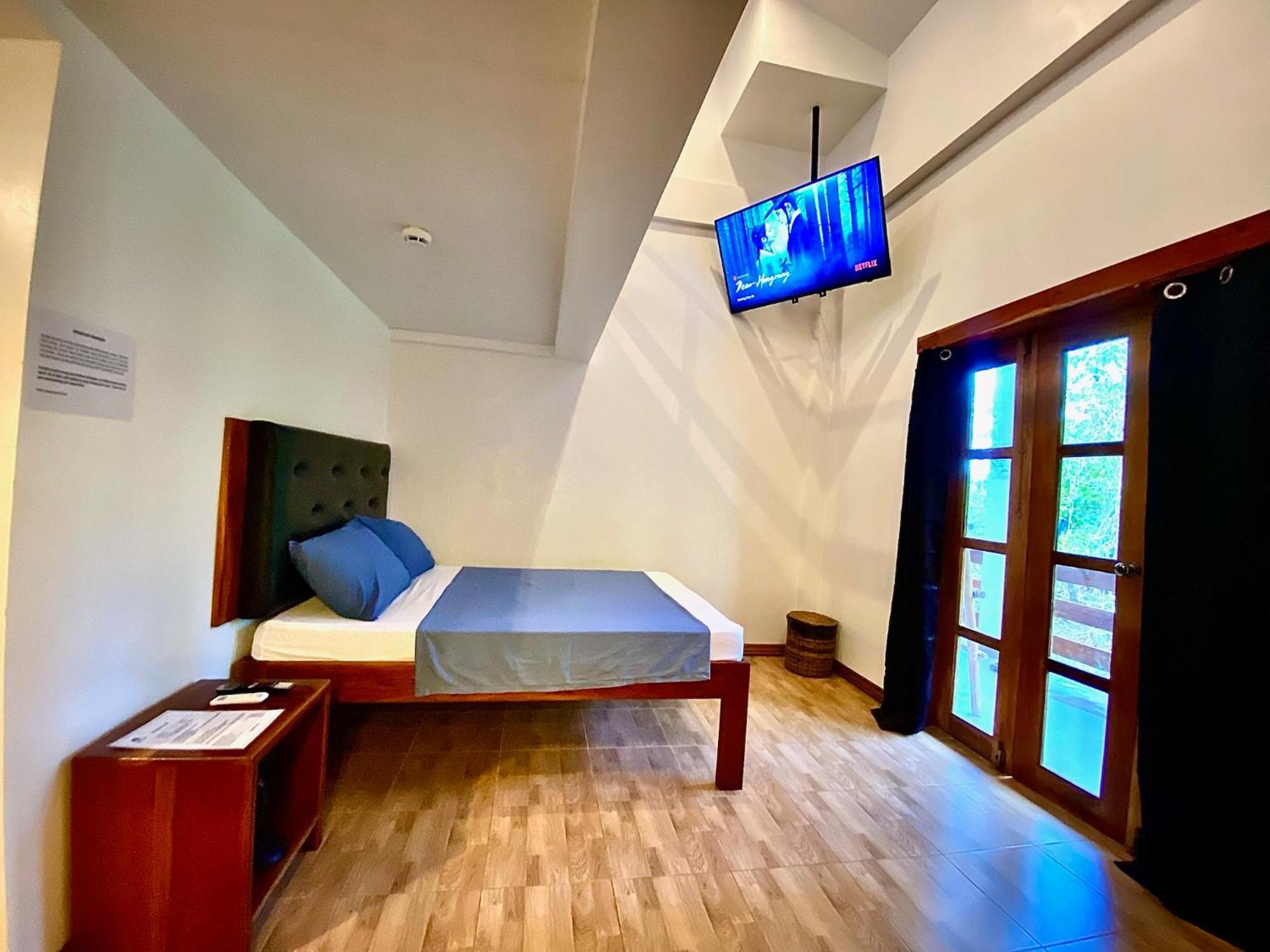 White Bada Guesthouse Сикихор Экстерьер фото