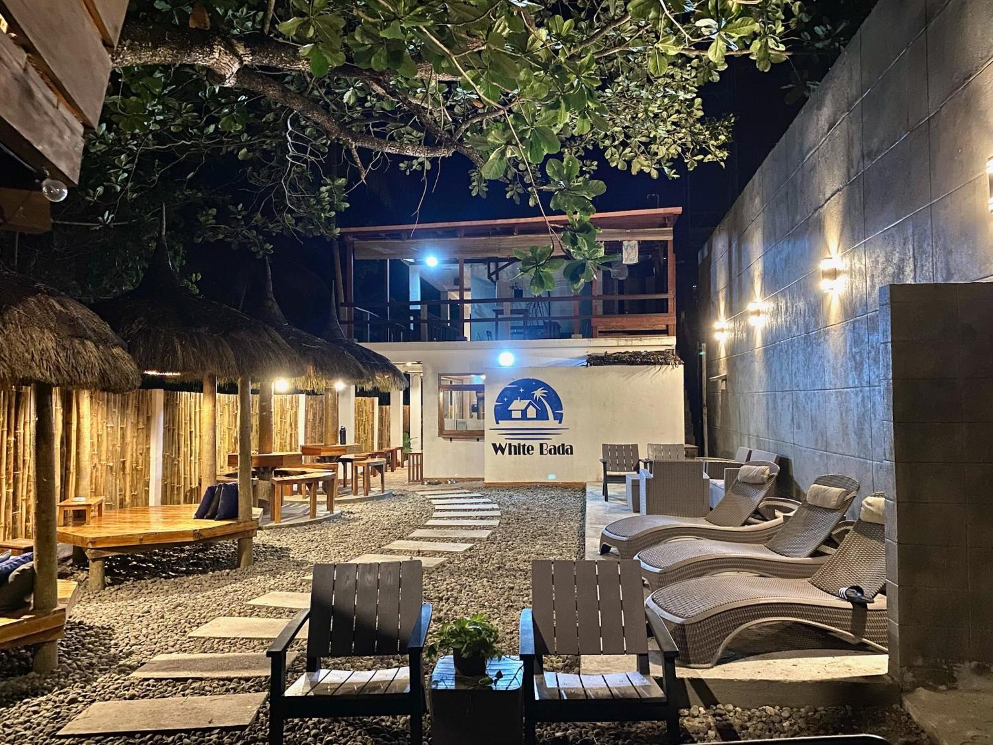White Bada Guesthouse Сикихор Экстерьер фото